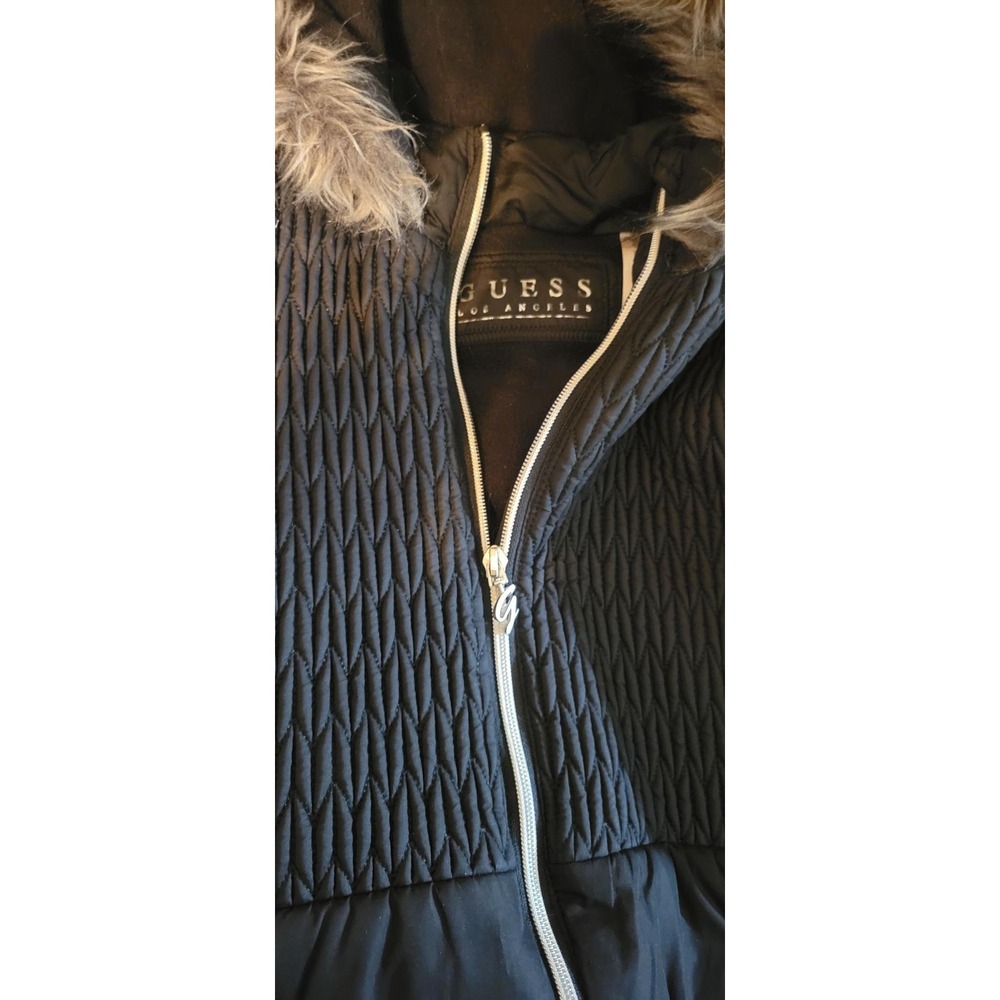 Guess Girls Black Puffer Parka Jacket Faux Fur Hood‎ Smocked Size M 10-12 - Picture 2 of 4